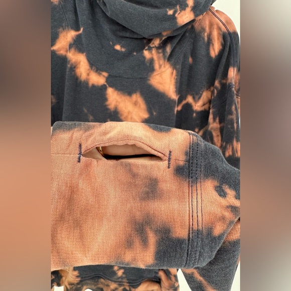 Lululemon Bleached Tie-Dyed Funnel Neck Hoodie - Picture 7 of 15
